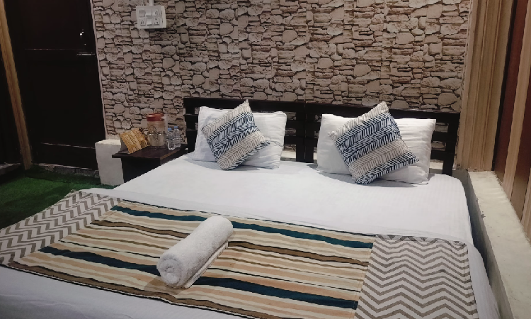 1 x Standard Room 